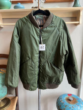 Load image into Gallery viewer, Vintage Reversible Thinsulate Realtree Camo Bomber Jacket XL