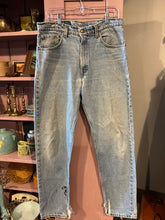 Load image into Gallery viewer, 03 - 90’s 550 Vintage Levi’s - 1996 - 34/34