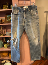 Load image into Gallery viewer, 01 - Vintage Levi’s Y2K - 2003 - 34/32