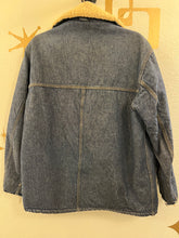 Load image into Gallery viewer, Vintage 1986 Denim Sherpa Lined Carhartt Work Jacket/Coat