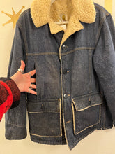 Load image into Gallery viewer, Vintage 1986 Denim Sherpa Lined Carhartt Work Jacket/Coat