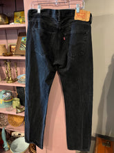 Load image into Gallery viewer, 10 - 90’s Vintage Levi’s 501 - 1996 36/36