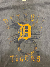 Load image into Gallery viewer, VTG Majestic Detroit Tigers Tee