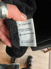 Load image into Gallery viewer, Vintage Black Towne by London Fog Trench Coat