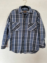 Load image into Gallery viewer, Vintage Flannel